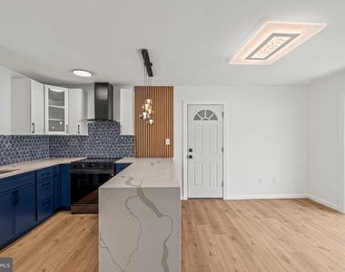 29 Hinsdale Lane - Photo Thumbnail 12