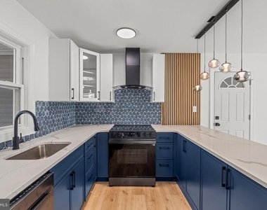 29 Hinsdale Lane - Photo Thumbnail 15