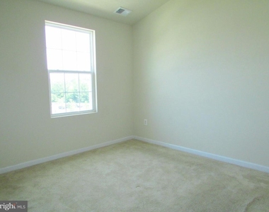 20559 Asheville Drive - Photo Thumbnail 4