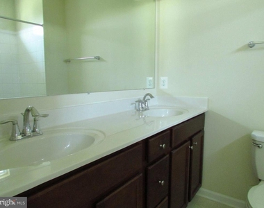 20559 Asheville Drive - Photo Thumbnail 5