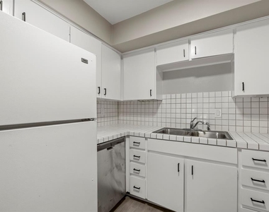 5050 Ambassador Way - Photo Thumbnail 5