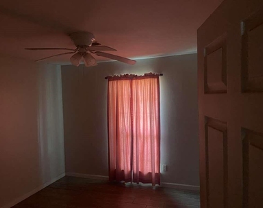 11706 N Kathy Avenue - Photo Thumbnail 12