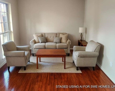 11706 N Kathy Avenue - Photo Thumbnail 2
