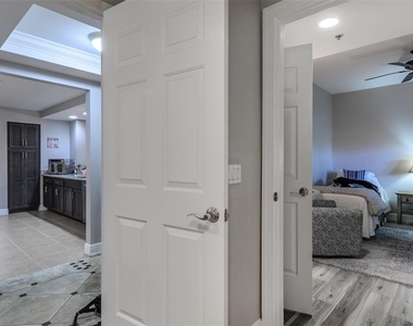3313 Sunset Key Cir - Photo Thumbnail 21