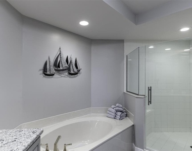 3313 Sunset Key Cir - Photo Thumbnail 38