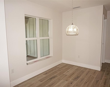 2926 Vasco Street - Photo Thumbnail 15