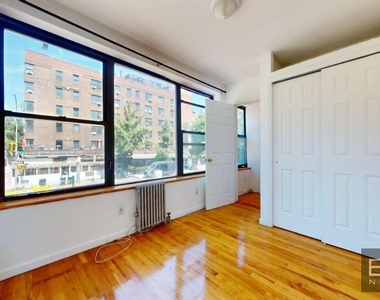 East 11th Street - Photo Thumbnail 8