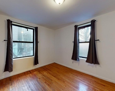 525 West 158th Street - Photo Thumbnail 3