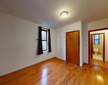 525 West 158th Street - Photo Thumbnail 4