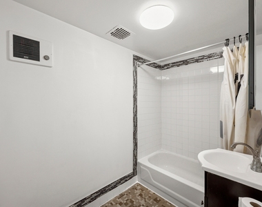 237 E 2nd Street - Photo Thumbnail 4