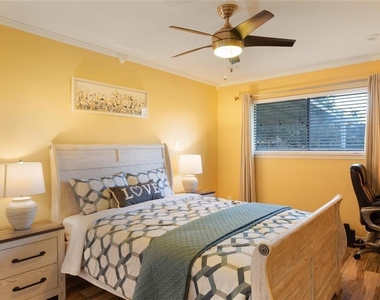 11200 Iron Oak Trl - Photo Thumbnail 15