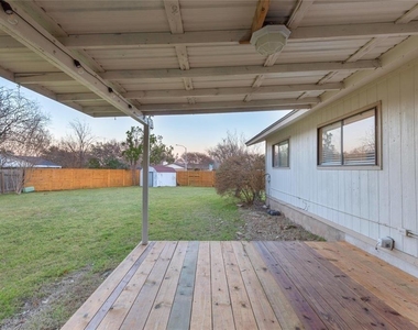 11200 Iron Oak Trl - Photo Thumbnail 8