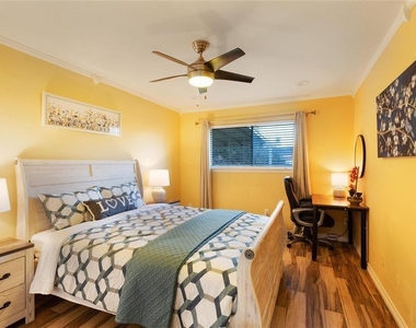 11200 Iron Oak Trl - Photo Thumbnail 16