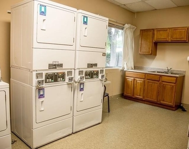 404 E St Louis Ave - Photo Thumbnail 7