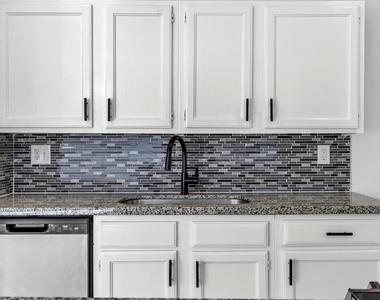 4406 Kacee Drive - Photo Thumbnail 11