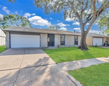 4406 Kacee Drive - Photo Thumbnail 6