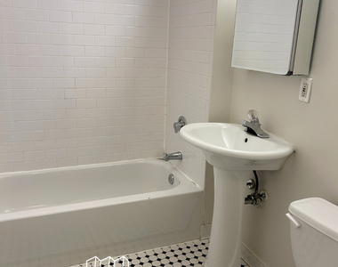 West 96th Street - Photo Thumbnail 3