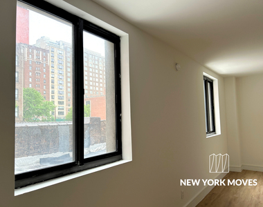 West 96th Street - Photo Thumbnail 4