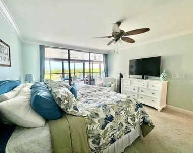3270 Southshore Drive - Photo Thumbnail 14