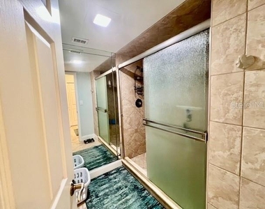 3270 Southshore Drive - Photo Thumbnail 15
