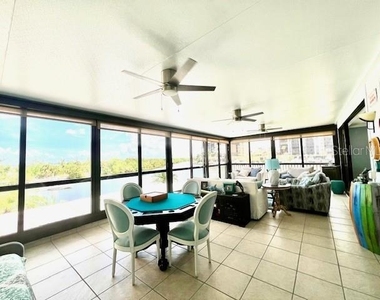 3270 Southshore Drive - Photo Thumbnail 4