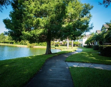 8815 Manor Loop - Photo Thumbnail 19
