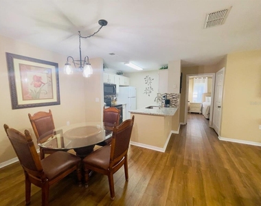 8815 Manor Loop - Photo Thumbnail 6