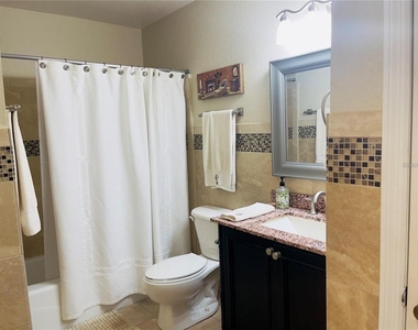 8815 Manor Loop - Photo Thumbnail 14