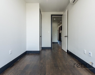 Flushing Avenue - Photo Thumbnail 7