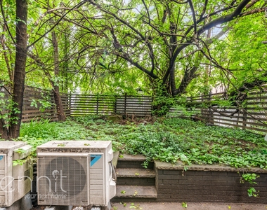 Flushing Avenue - Photo Thumbnail 0