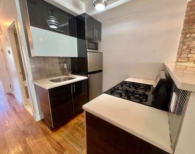 630 Wilson Avenue - Photo Thumbnail 5