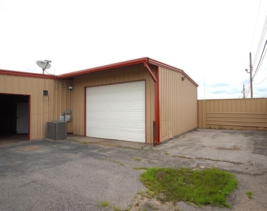 136 Nw 122nd Street - Photo Thumbnail 7