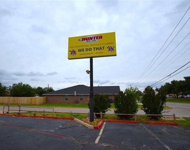 136 Nw 122nd Street - Photo Thumbnail 1
