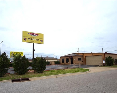 136 Nw 122nd Street - Photo Thumbnail 2