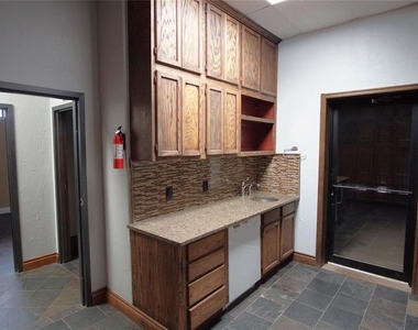 136 Nw 122nd Street - Photo Thumbnail 12