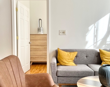 215 East 118th Street - Photo Thumbnail 2