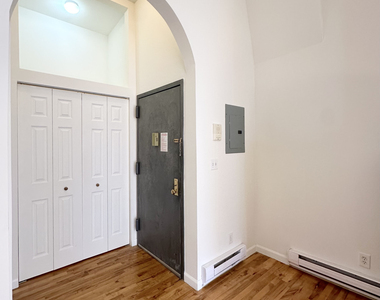 215 East 118th Street - Photo Thumbnail 5