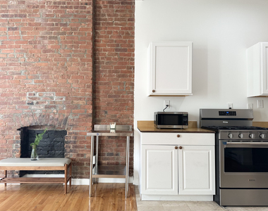 215 East 118th Street - Photo Thumbnail 6