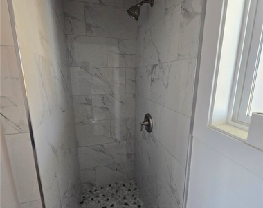 6418 Cienega Dr - Photo Thumbnail 5