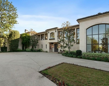 8 Beverly Ridge Terrace - Photo Thumbnail 2