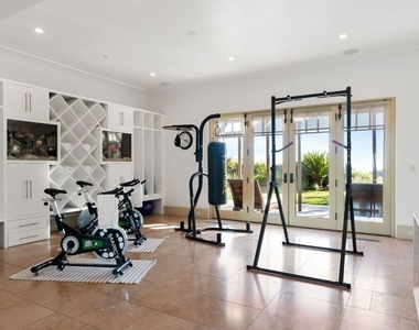 8 Beverly Ridge Terrace - Photo Thumbnail 22