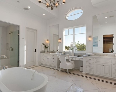 8 Beverly Ridge Terrace - Photo Thumbnail 34