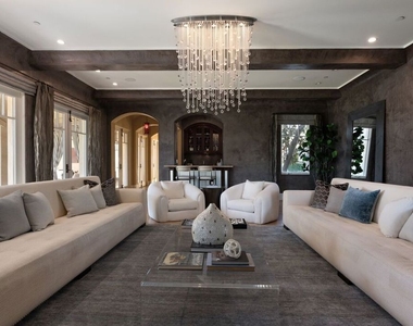 8 Beverly Ridge Terrace - Photo Thumbnail 7