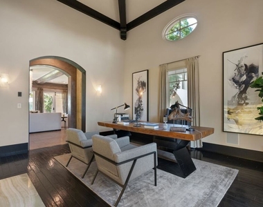 8 Beverly Ridge Terrace - Photo Thumbnail 9