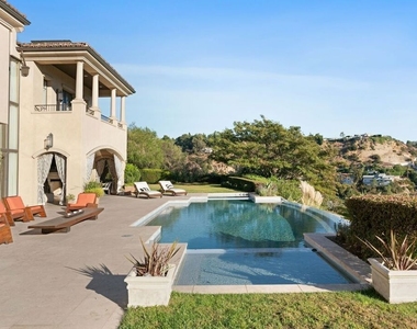 8 Beverly Ridge Terrace - Photo Thumbnail 55