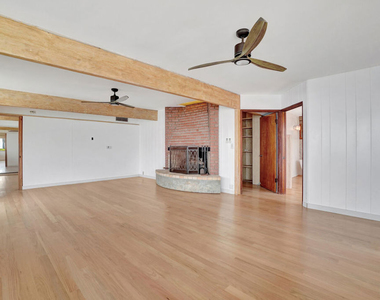 26636 Latigo Shore Drive - Photo Thumbnail 15