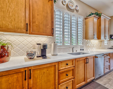 35202 Vista Del Monte - Photo Thumbnail 15