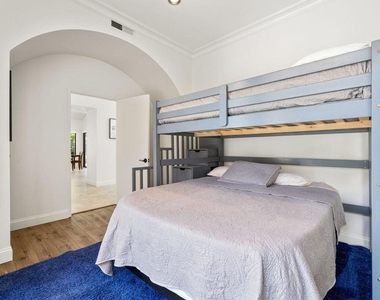 54612 Inverness Way - Photo Thumbnail 30