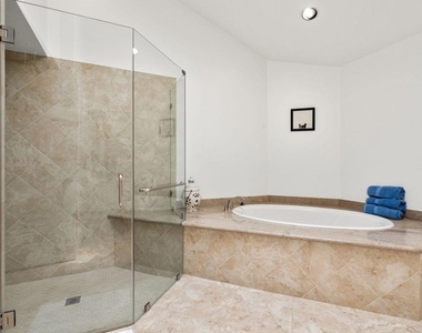 54612 Inverness Way - Photo Thumbnail 22