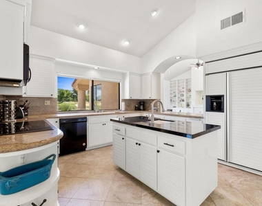 54612 Inverness Way - Photo Thumbnail 13